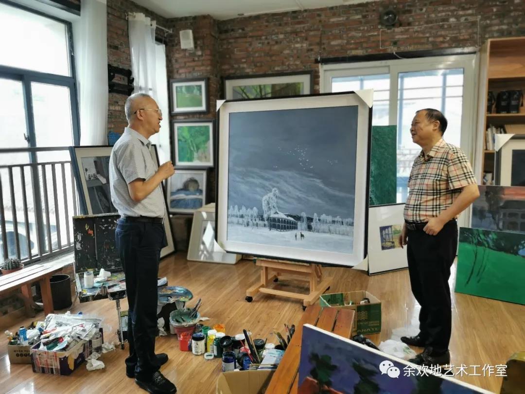 市政协副主席陈晓灵莅临余欢地艺术工作室调研指导